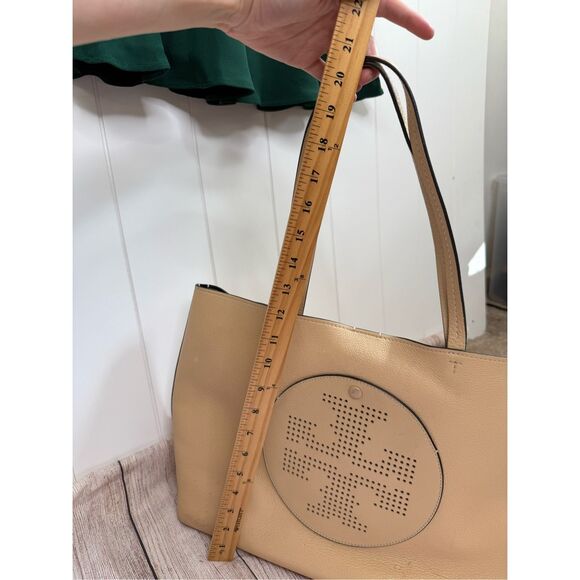 Tory Burch Perforated Tote in‎ Sand Dune Tan Large Oversized Designer - Picture 13 of 16